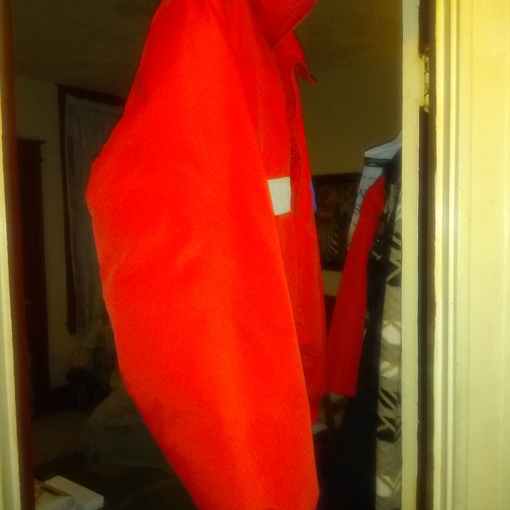 Ski Jacket - Picture 3 of 4